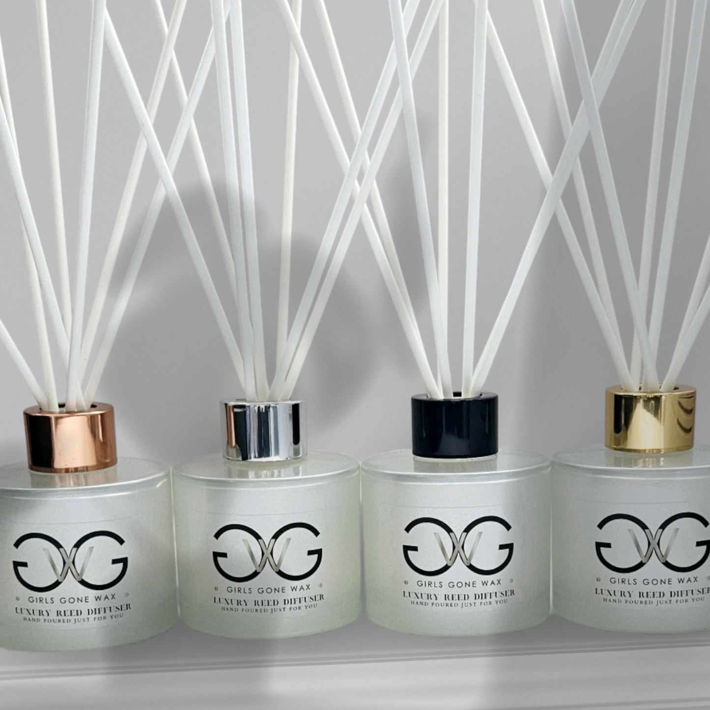 Pearlescent Reed Diffuser + White Reeds (100ml)